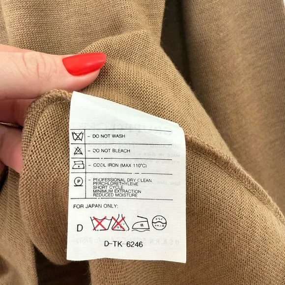 Vintage Giorgio Armani 100% Lana Wool Tan Sweater - Picture 4 of 5